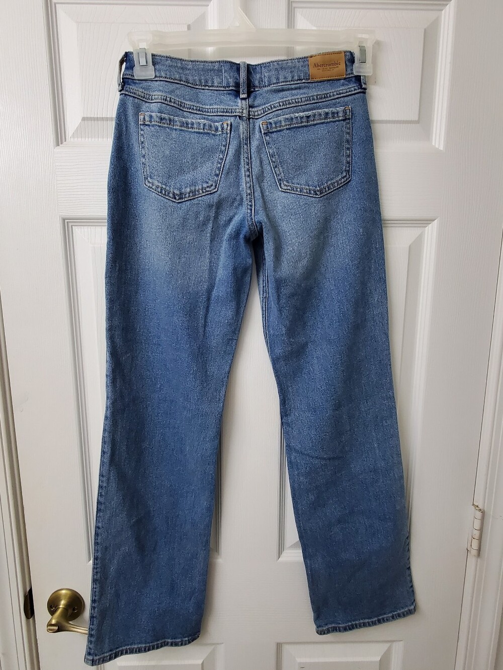 abercrombie kids Girls Light Blue Low-rise Baggy Jeans Size 11/12 Long - Picture 2 of 4